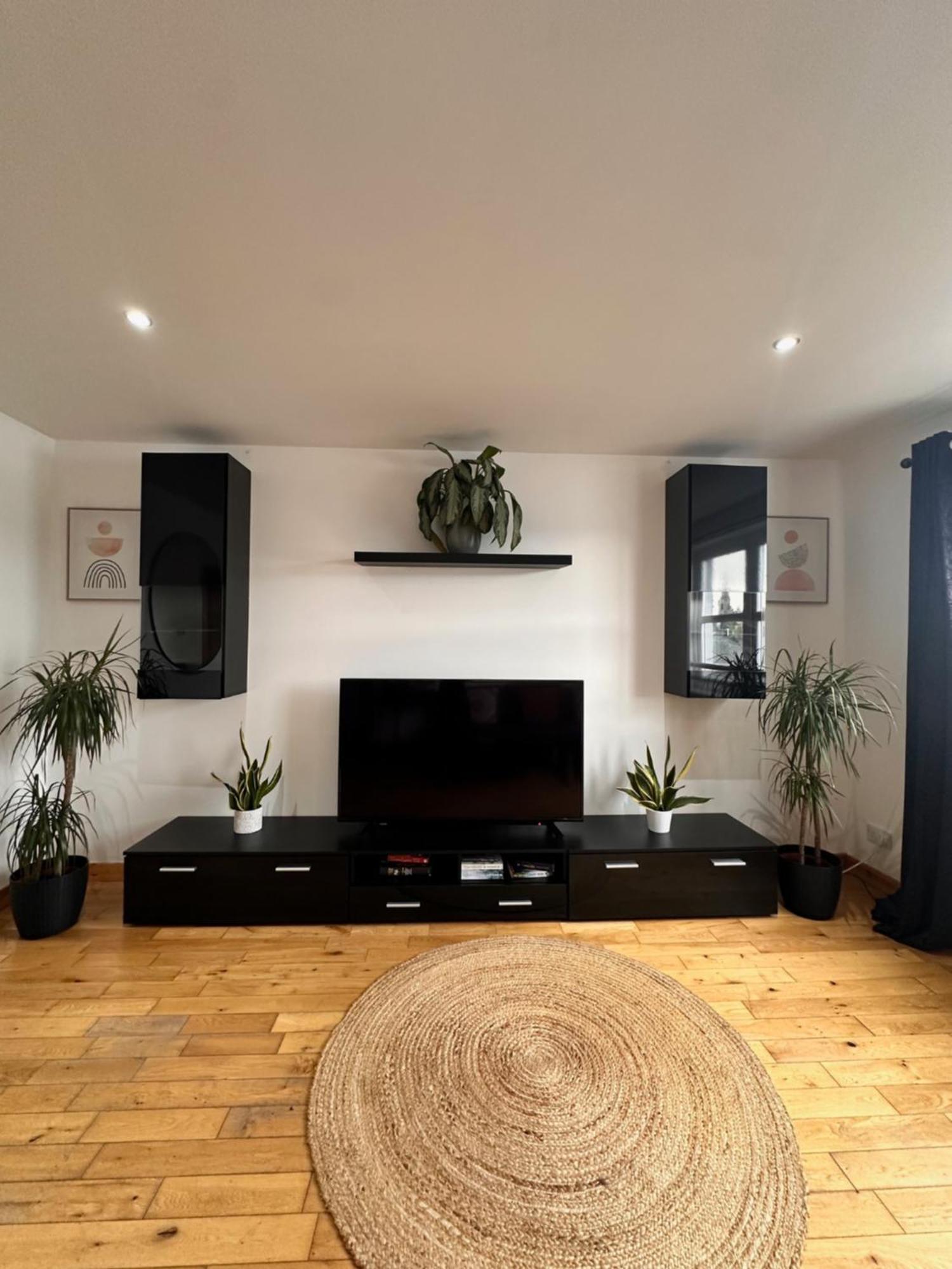 City Centre Apartment Next To Bus And Train Station Inverness Ngoại thất bức ảnh