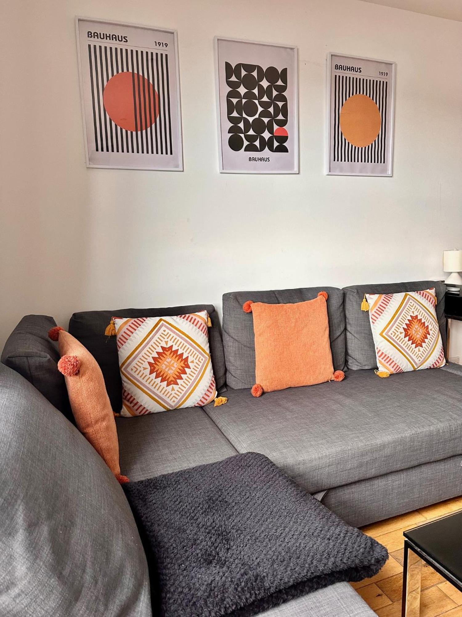 City Centre Apartment Next To Bus And Train Station Inverness Ngoại thất bức ảnh